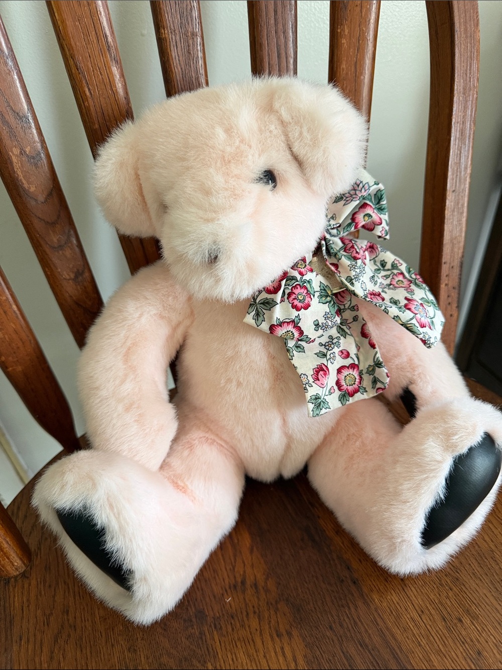 Victoria's Secret Soft Pink Plush Bear with Floral Bow - Kids Accessories